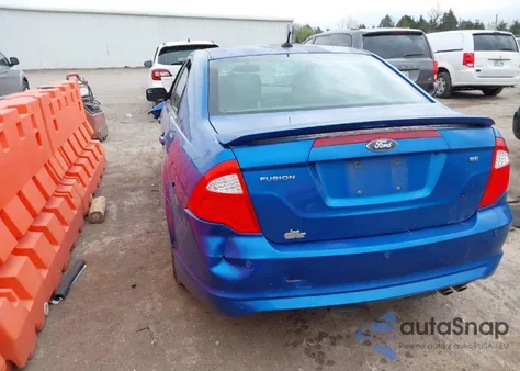 2011 Ford Fusion Se z USA, uszkodzony, nr VIN 3FAHP0HA1BR184286